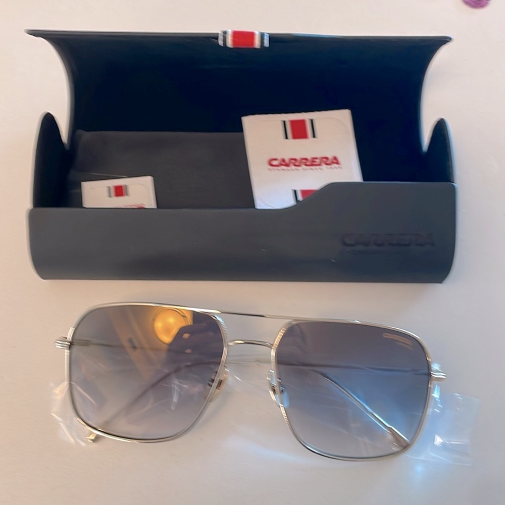 247. Men’s Carrera Designer Aviator Sunglasses With Hard Case